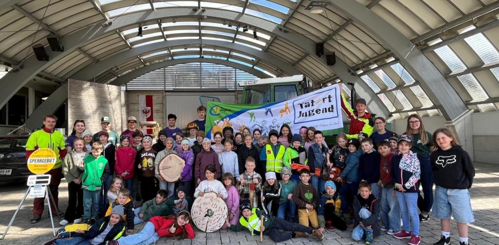 LJ Projekt Wald Landjugendprojekt Wald Gruppenbild